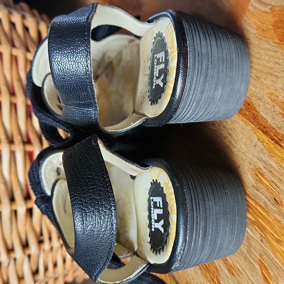 FLY London Mousse Black Lace Up Platform Wedge Sz 39 US 8‎ - Picture 3 of 14